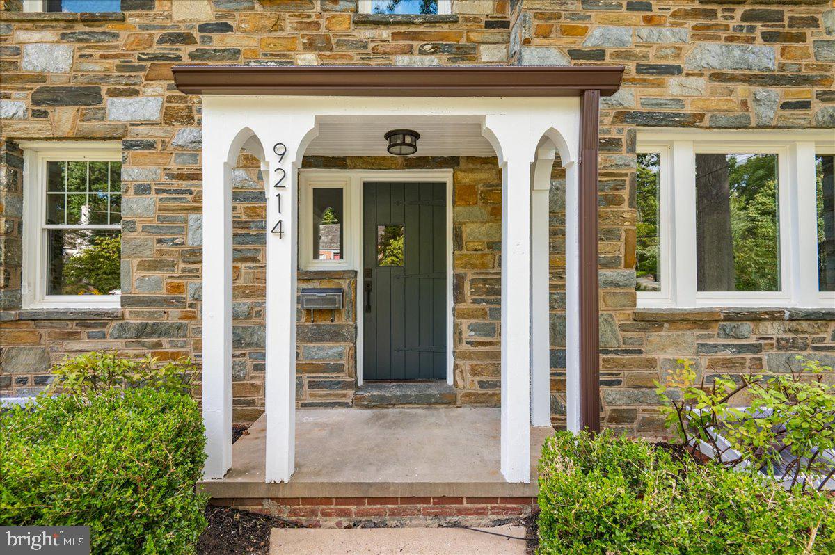 9214 Crosby Road Silver Spring, MD 20910 - Photo 8 of 65