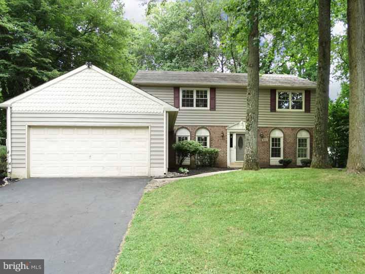 802 Green Ridge Circle Langhorne, PA 19053 - Photo 1 of 25 Exterior Front