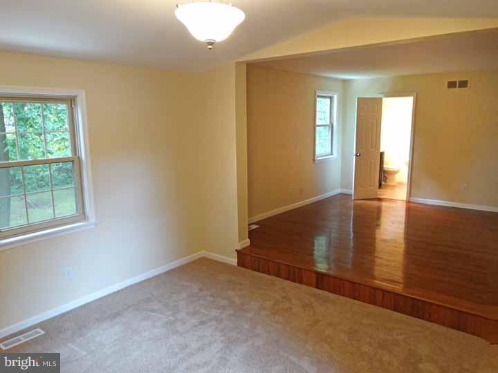802 Green Ridge Circle Langhorne, PA 19053 - Photo 14 of 25 Master Bathroom