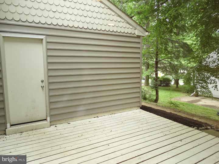 802 Green Ridge Circle Langhorne, PA 19053 - Photo 24 of 25 Deck