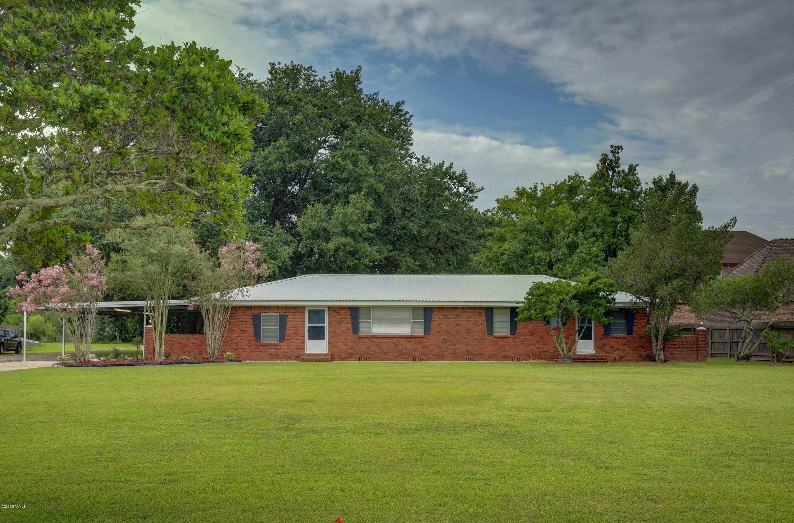 215 Travailleur Road Lafayette, LA 70506 - Photo 1 of 27 Traivilleur-2