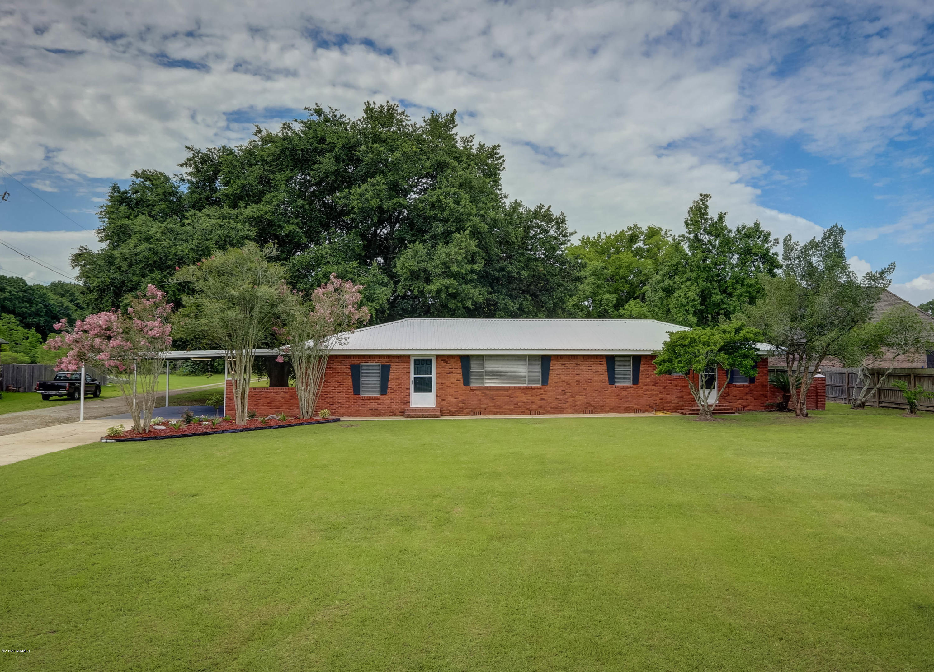 215 Travailleur Road Lafayette, LA 70506 - Photo 8 of 27 Traivilleur-14