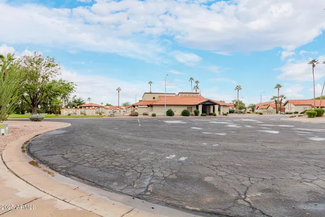 $284,000 | 542 South Higley Road, Unit 93, Mesa, AZ 85206