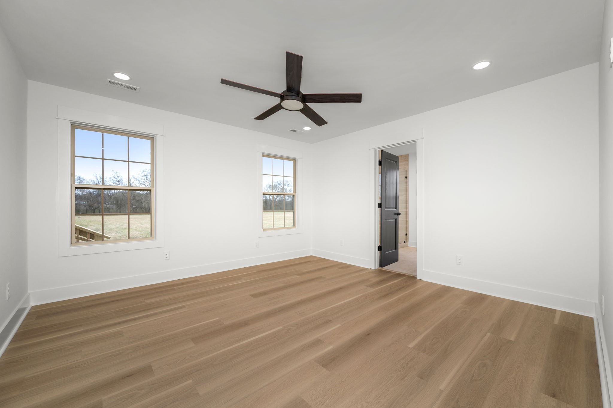 802 Longview Road Shelbyville, TN 37160 - Photo 24 of 49 Gallery Image 24