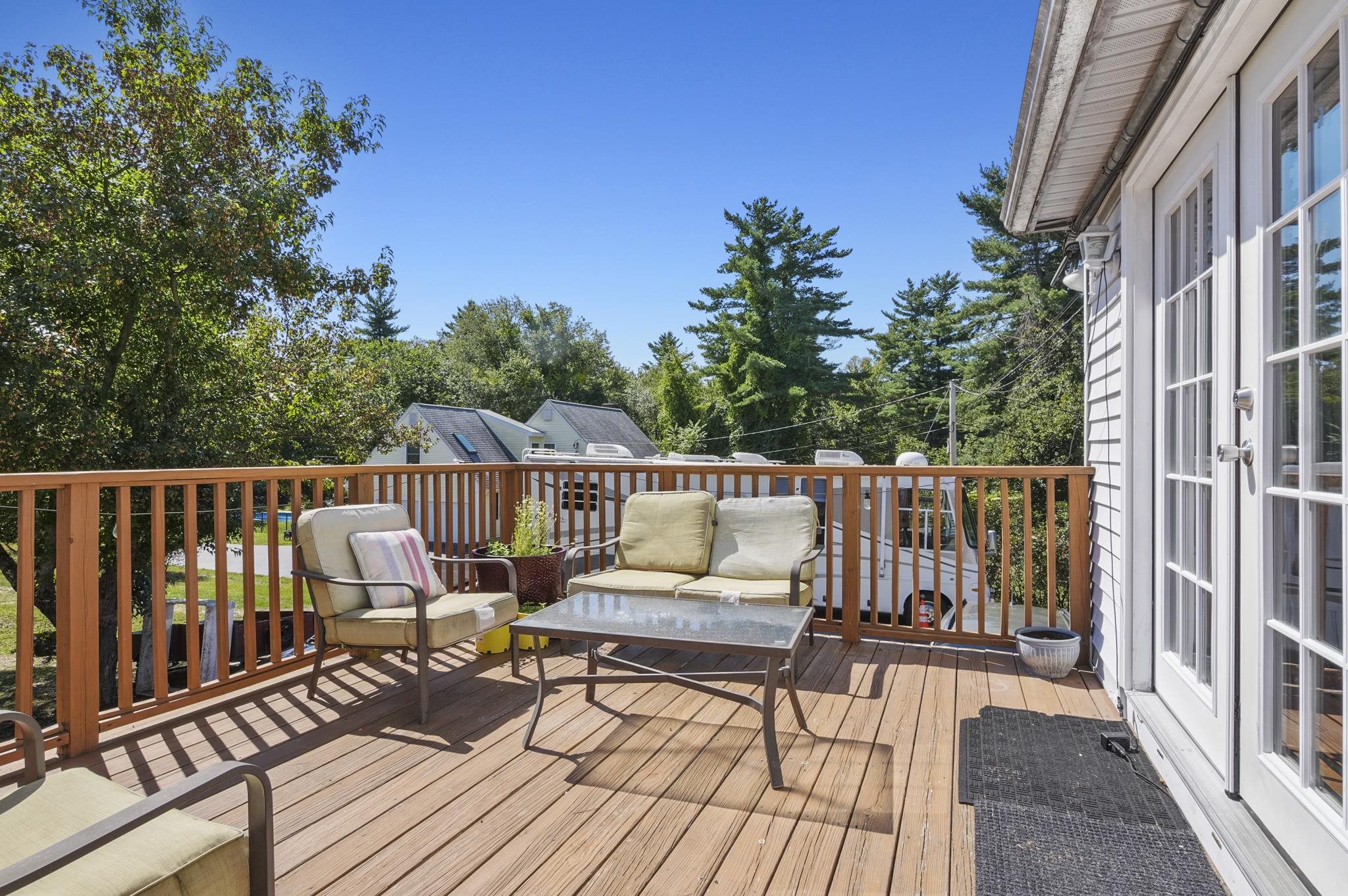 14 North Salem Road, Unit B Hampstead, NH 03841 - Photo 19 of 31