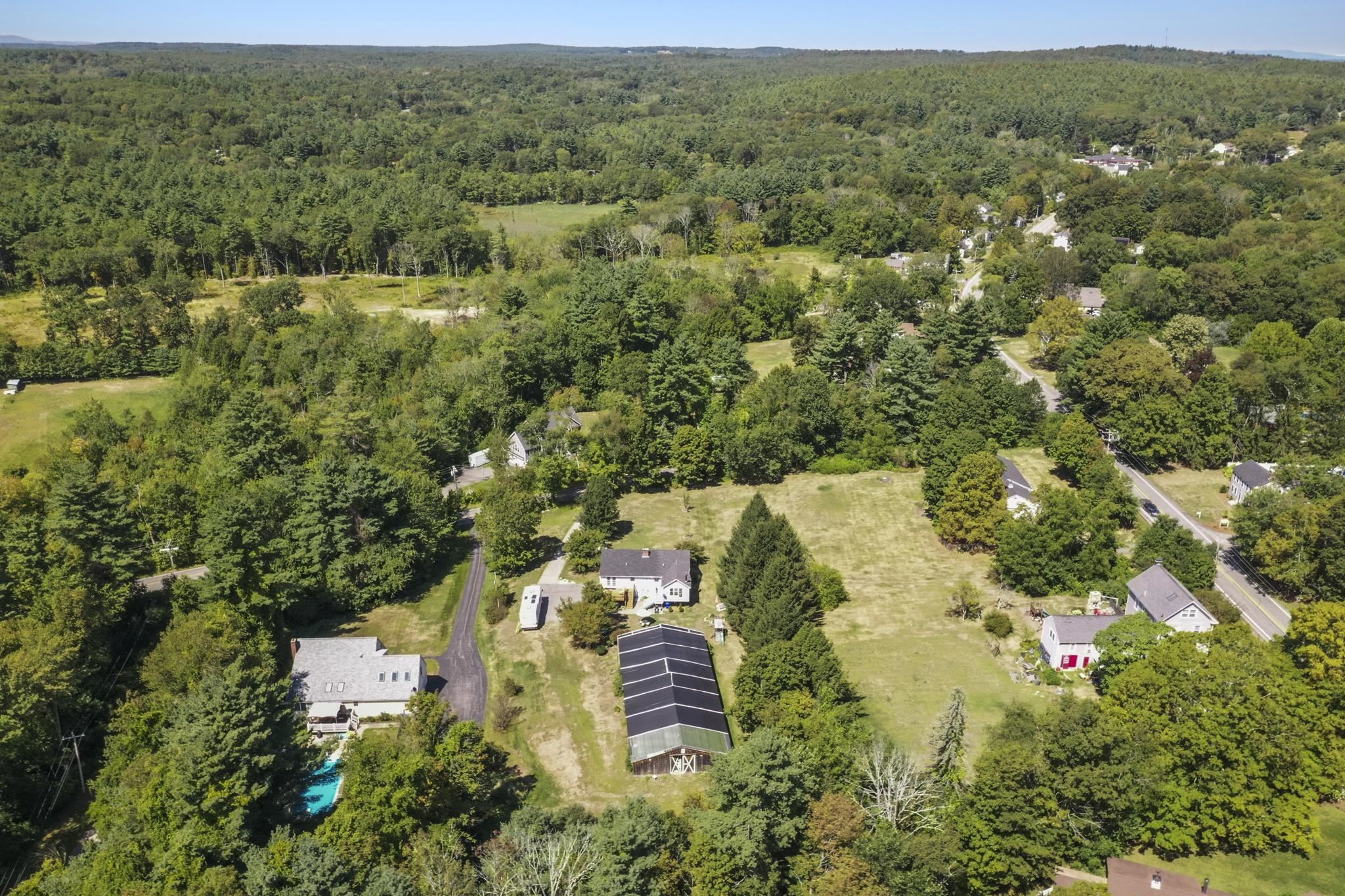 14 North Salem Road, Unit B Hampstead, NH 03841 - Photo 3 of 31