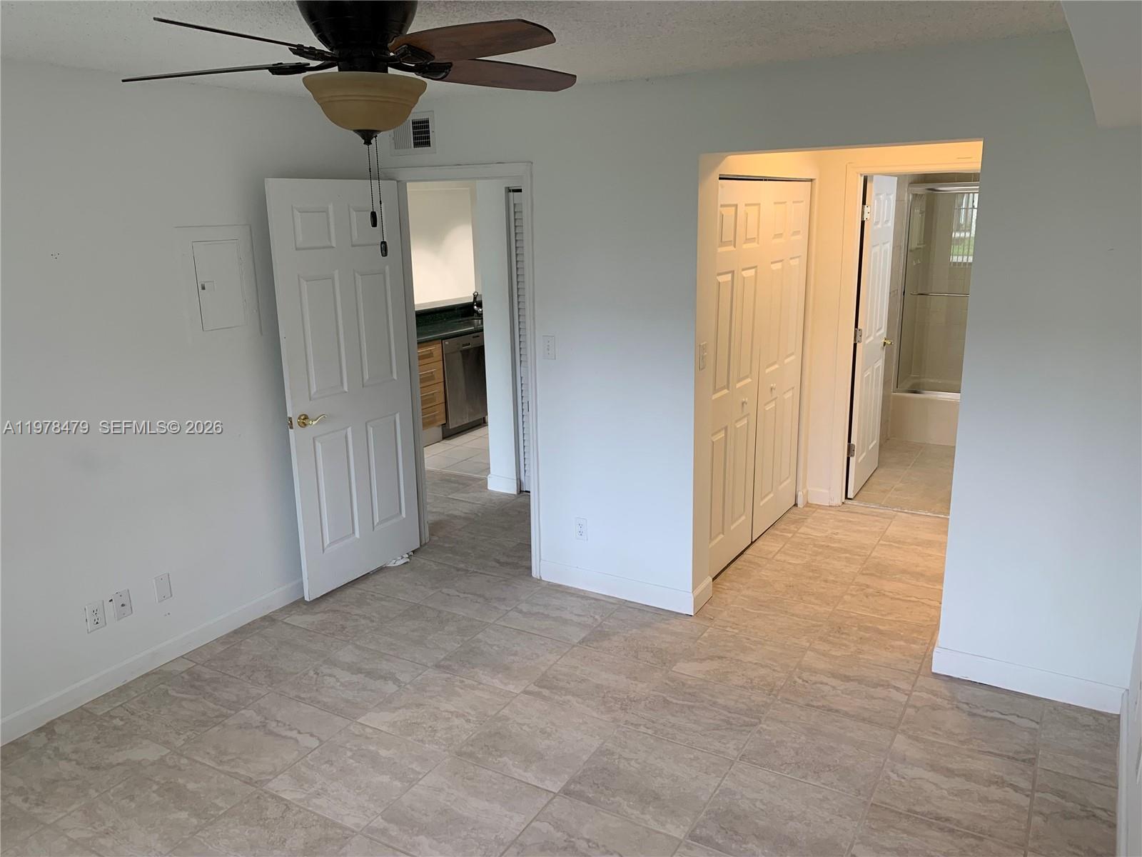 570 South Park Road, Unit 136 Hollywood, FL 33021 - Photo 14 of 30