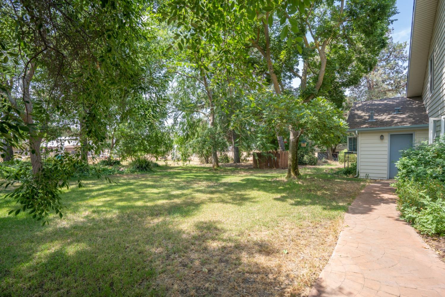 17211 Benecia Road Madera, CA 93636 - Photo 11 of 41 Gallery Image 11