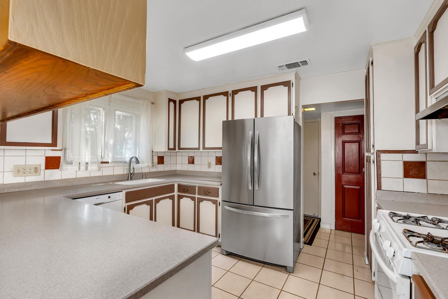 17211 Benecia Road Madera, CA 93636 - Photo 25 of 41 Gallery Image 25