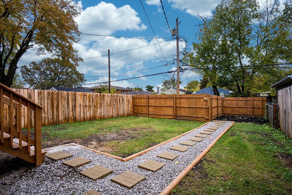 1326 Lockbourne Road Columbus, OH 43206 - Photo 13 of 31