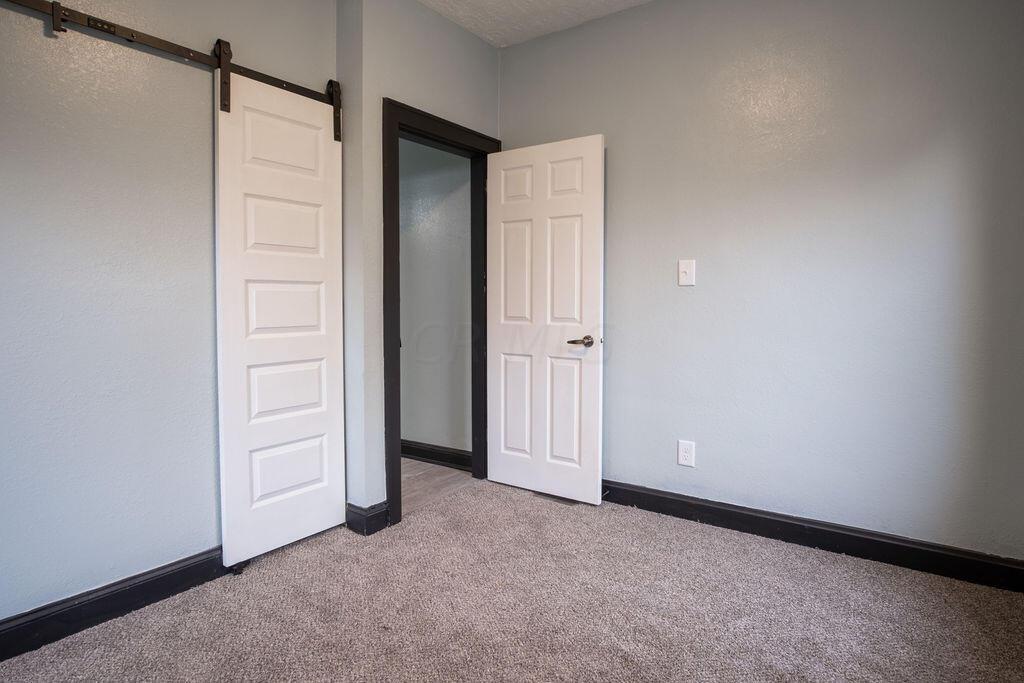 1326 Lockbourne Road Columbus, OH 43206 - Photo 25 of 31