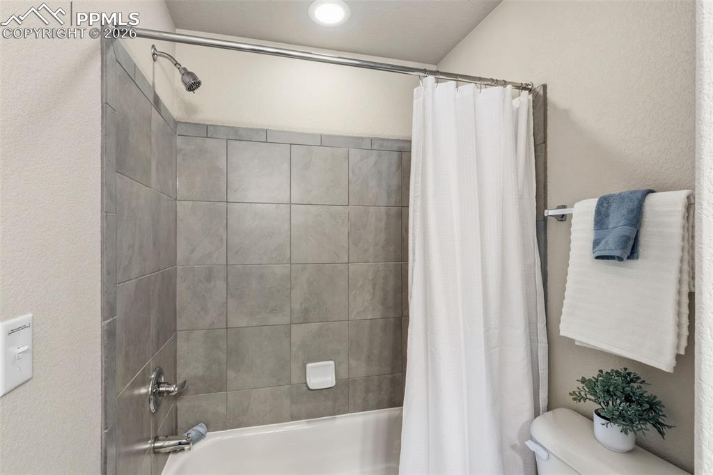 5254 Aeroglide Loop Colorado Springs, CO 80916 - Photo 21 of 31