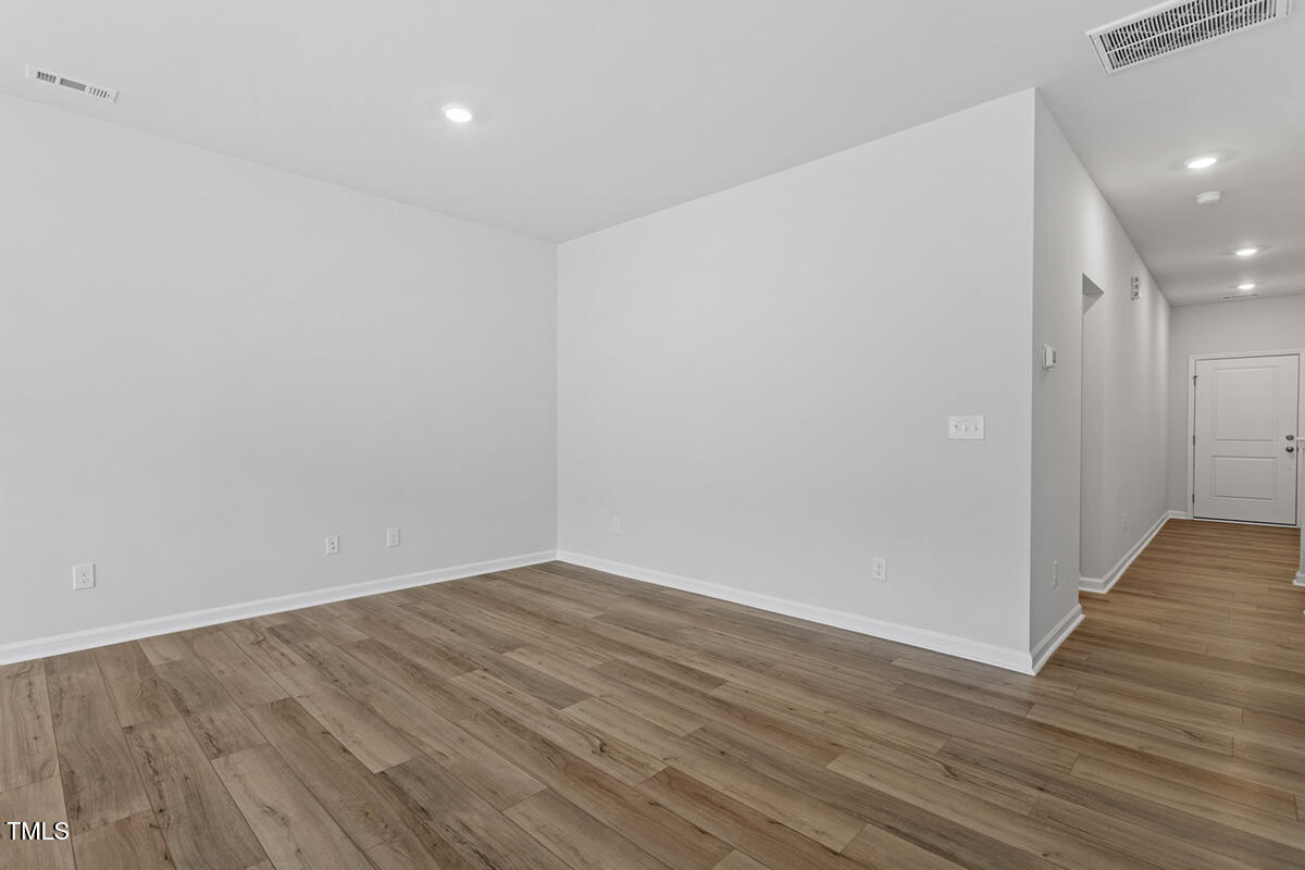 116 Powell Townes Way, Unit 293 Raleigh, NC 27603 - Photo 17 of 43 FMWeb18