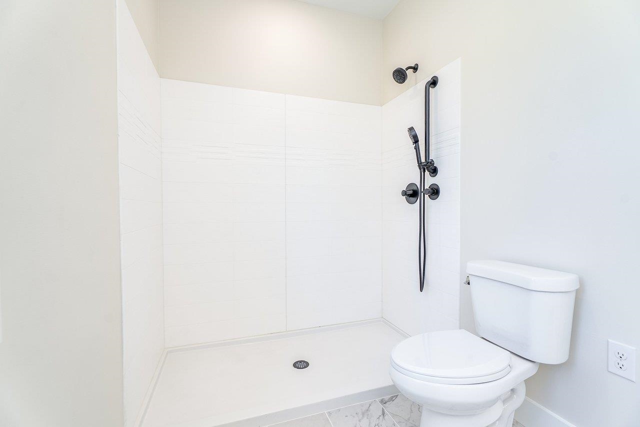 1378 Melrose Road Harrisonburg, VA 22802 - Photo 36 of 75 a bathroom with a toilet and a shower
