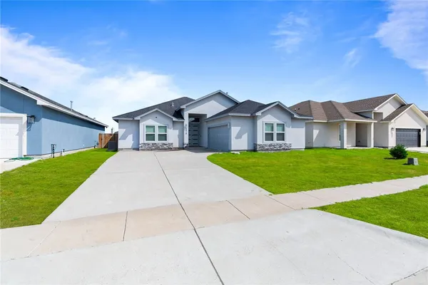 $3,000 | 3818 Morteza Drive, Corpus Christi, TX 78414