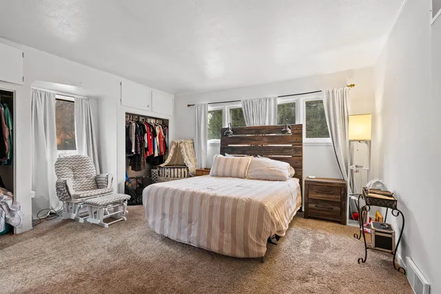 $379,000 | 1002 South Mill Street, Colfax, WA 99111