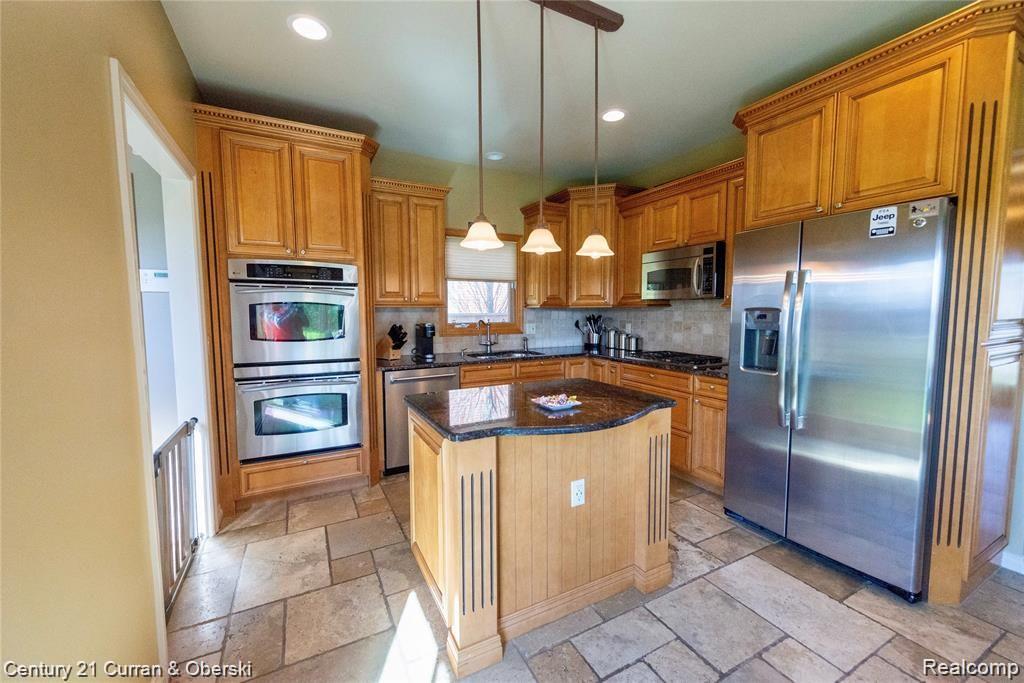 4307 Amherst Road Royal Oak, MI 48073 - Photo 2 of 50