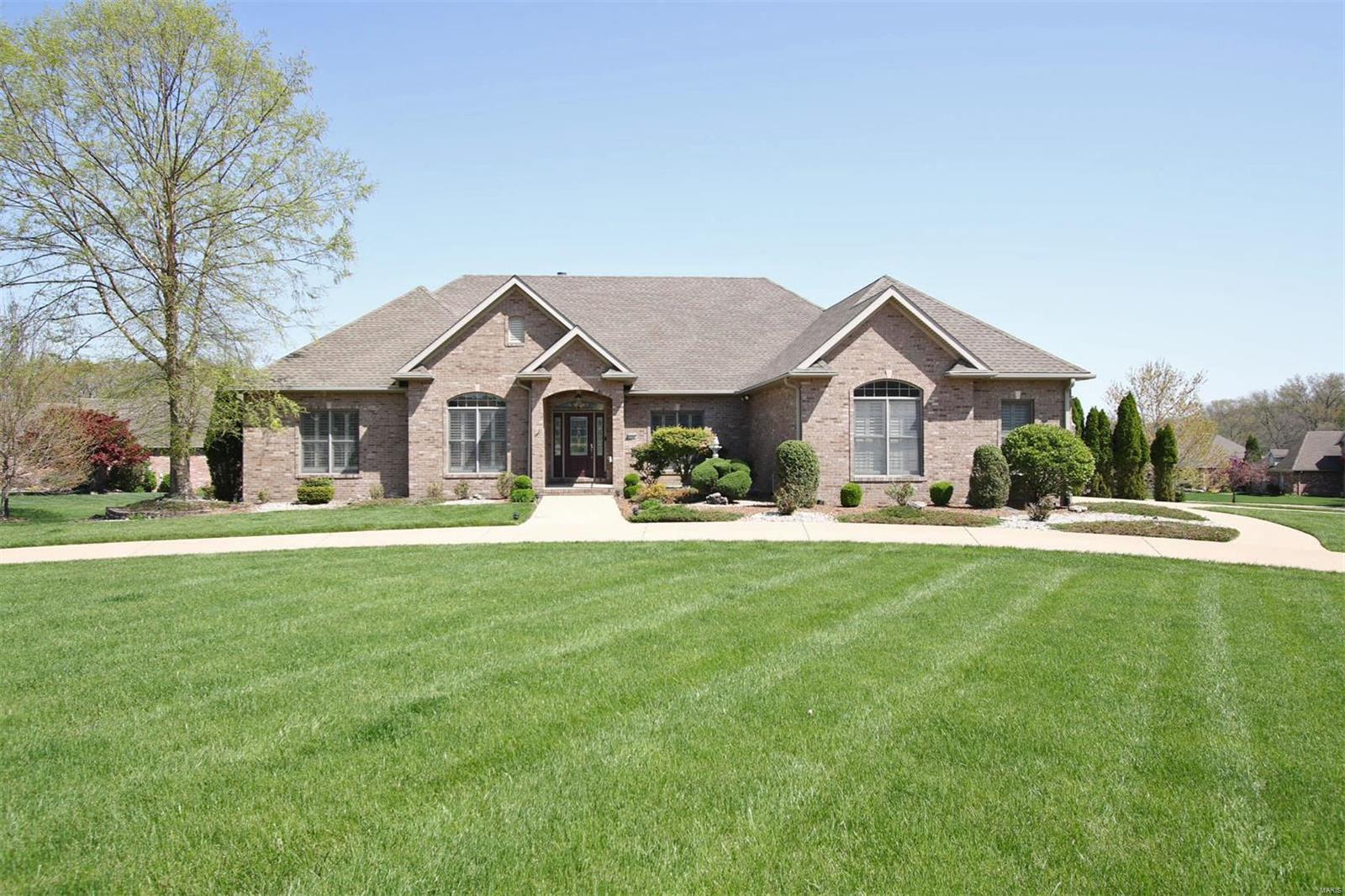 4504 Eagle Ridge Court Godfrey, IL 62035 - Photo 1 of 33 Gallery Image 1