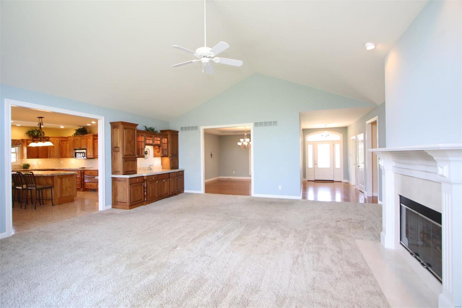 4504 Eagle Ridge Court Godfrey, IL 62035 - Photo 14 of 33 Gallery Image 14