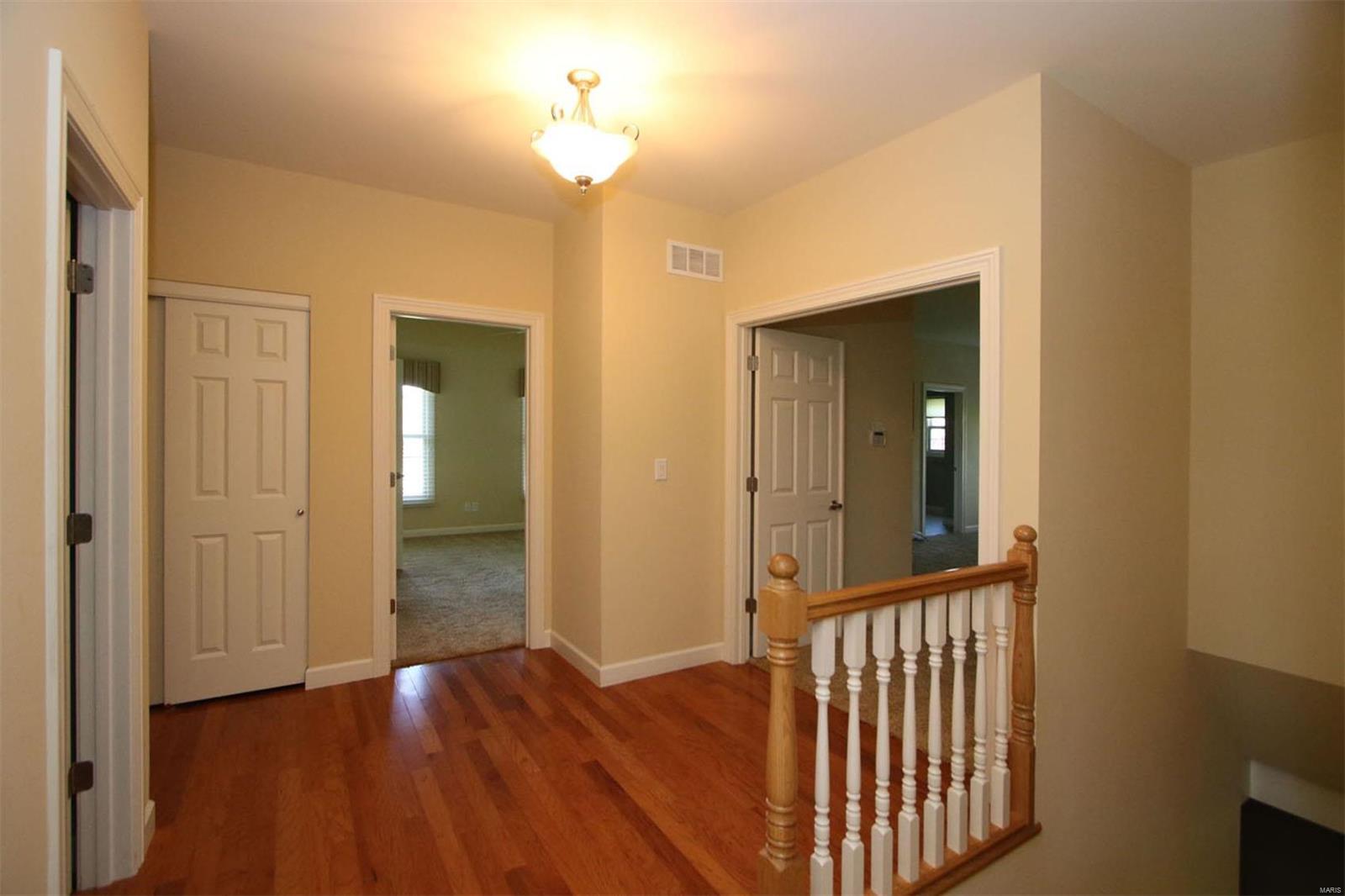 4504 Eagle Ridge Court Godfrey, IL 62035 - Photo 28 of 33 Gallery Image 28
