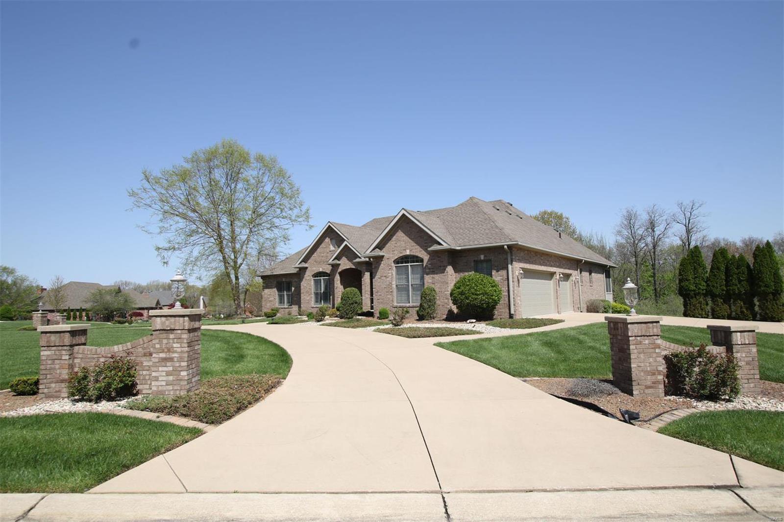 4504 Eagle Ridge Court Godfrey, IL 62035 - Photo 3 of 33 Gallery Image 3