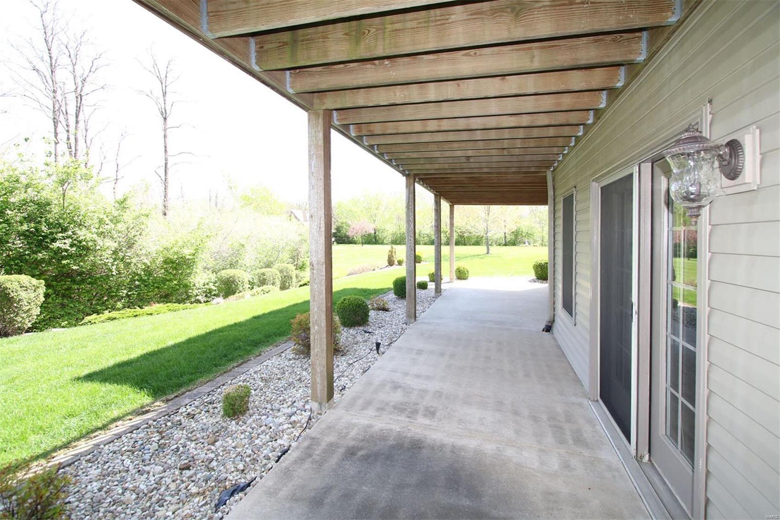 4504 Eagle Ridge Court Godfrey, IL 62035 - Photo 8 of 33 Gallery Image 8