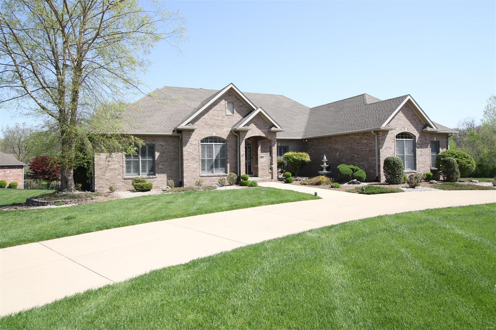 4504 Eagle Ridge Court Godfrey, IL 62035 - Photo 10 of 33 Gallery Image 10