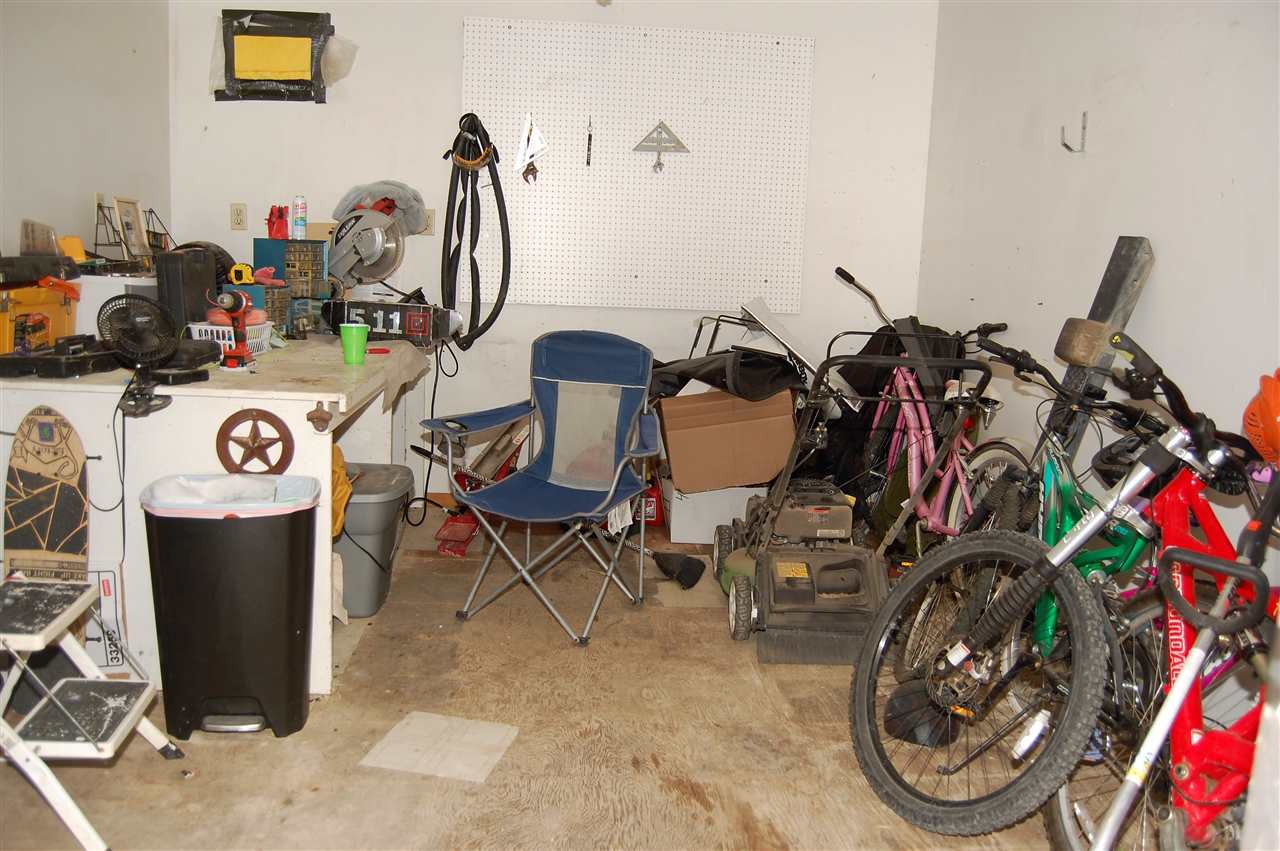 2204 H Road Grand Junction, CO 81505 - Photo 11 of 21 a view of a room with gym equipment
