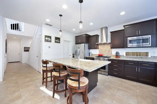 $639,000 | 1048 Bridlewood Drive, Rocklin, CA 95765