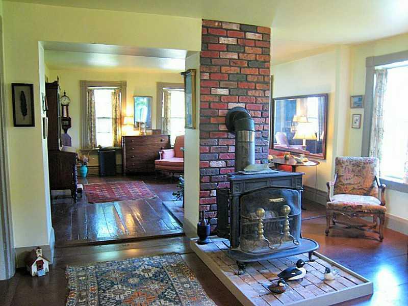 735 Royalsborough Road Durham, ME 04222 - Photo 16 of 35 Living Room.