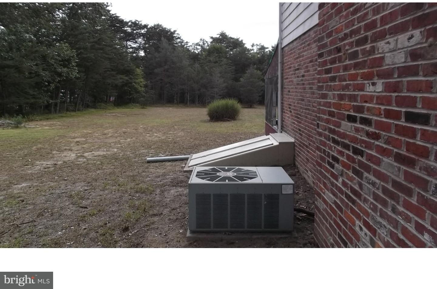 2376 South Firelane Road Vincentown, NJ 08088 - Photo 2 of 20 Gallery Image 2