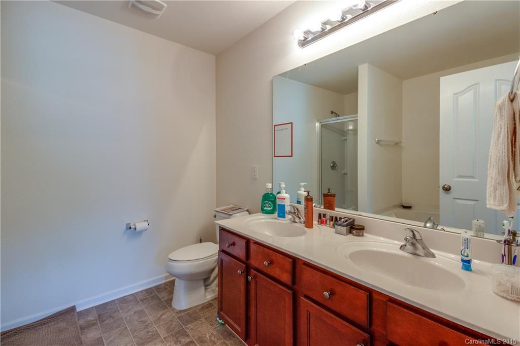 1426 River Run Road Lowell, NC 28098 - Photo 11 of 23 Gallery Image 11