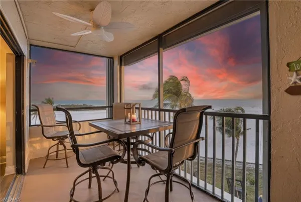 $675,000 | 6662 Estero Boulevard, Unit 508, Fort Myers Beach, FL 33931