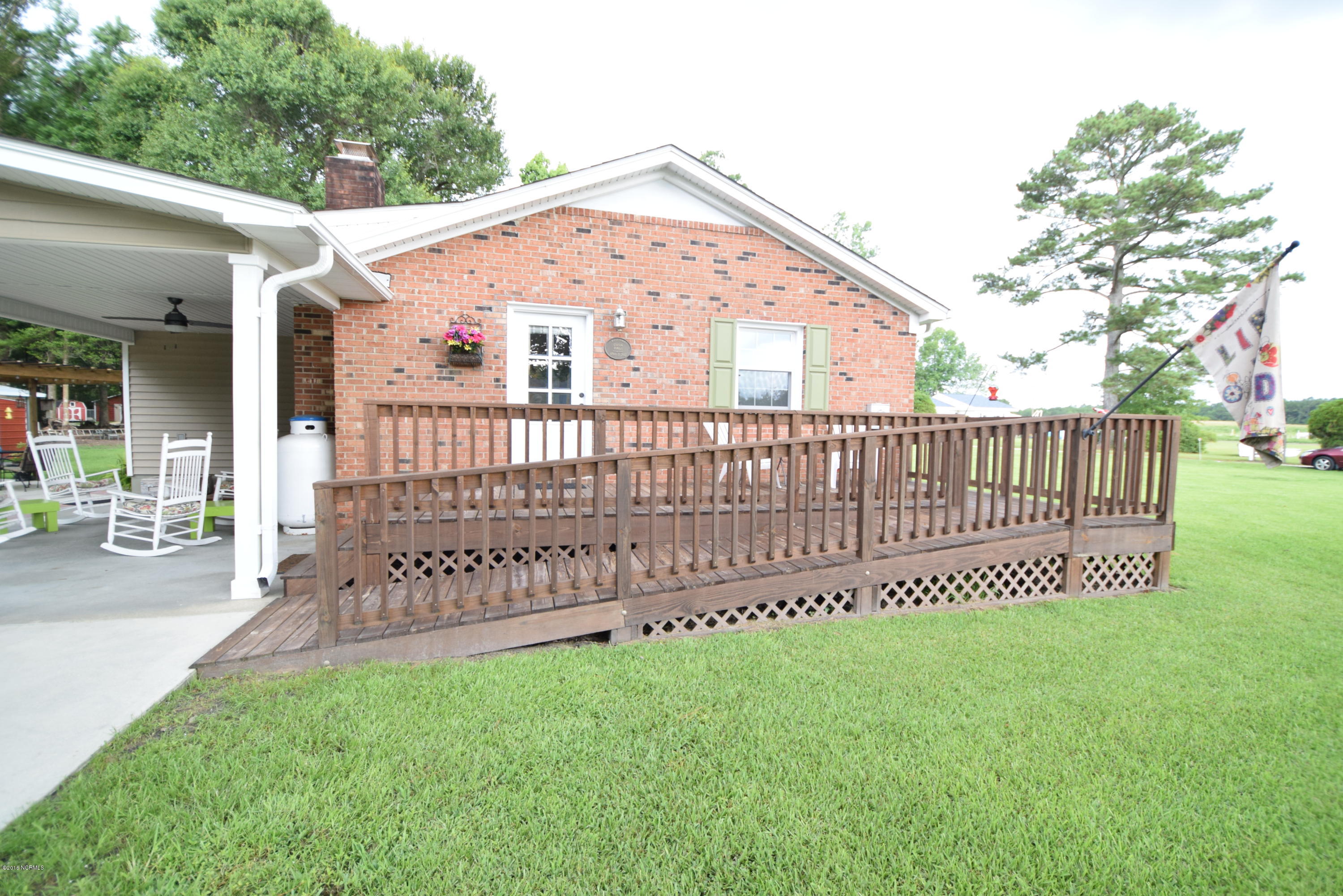 135 Virgin Road Newport, NC 28570 - Photo 11 of 39 Handicap Access Ramp