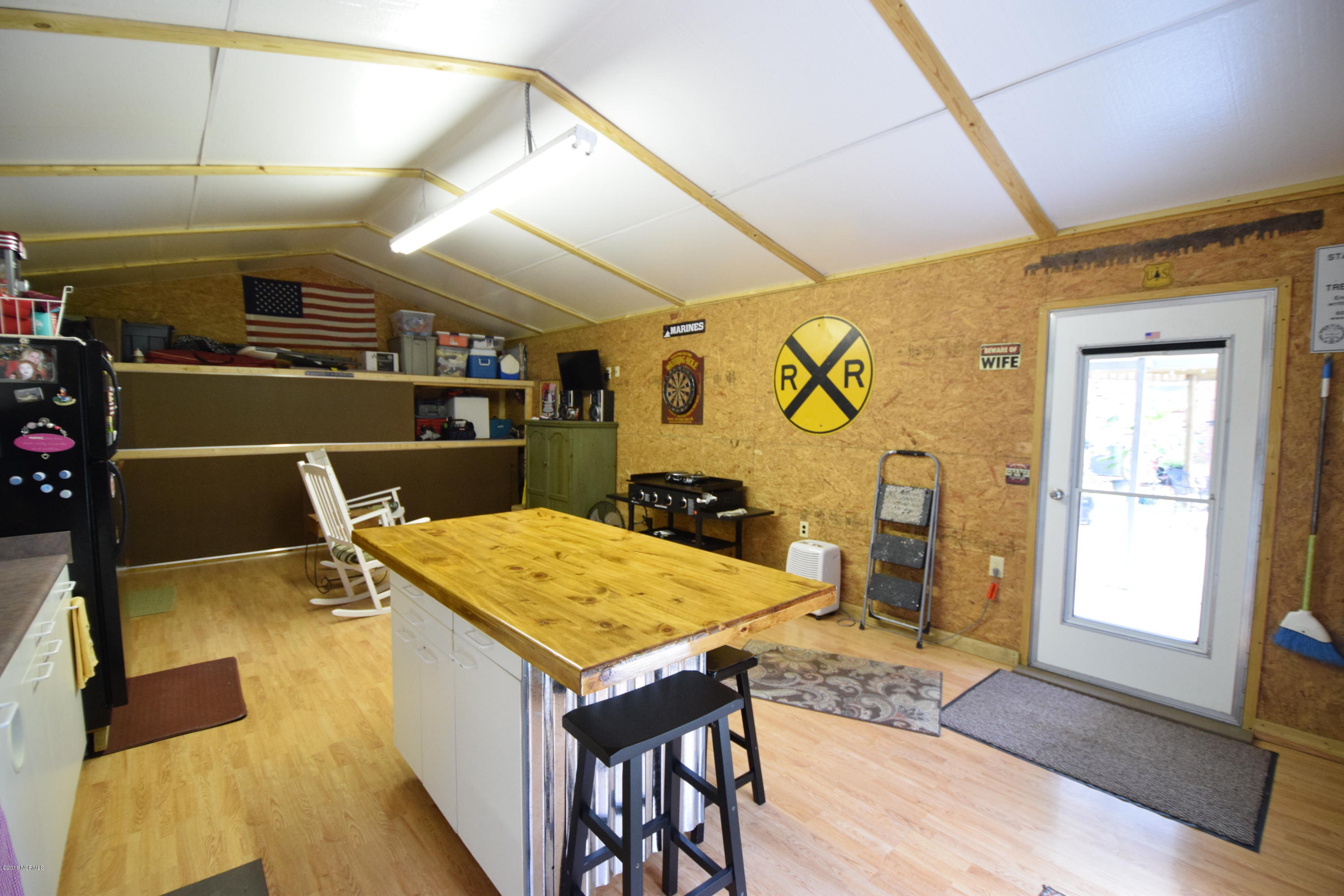 135 Virgin Road Newport, NC 28570 - Photo 8 of 39 Inside Mancave
