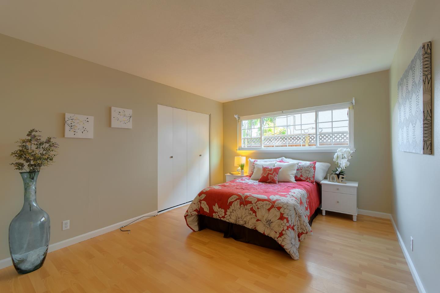 664 New Compton Drive San Jose, CA 95136 - Photo 3 of 26 a bedroom with a bed and a window