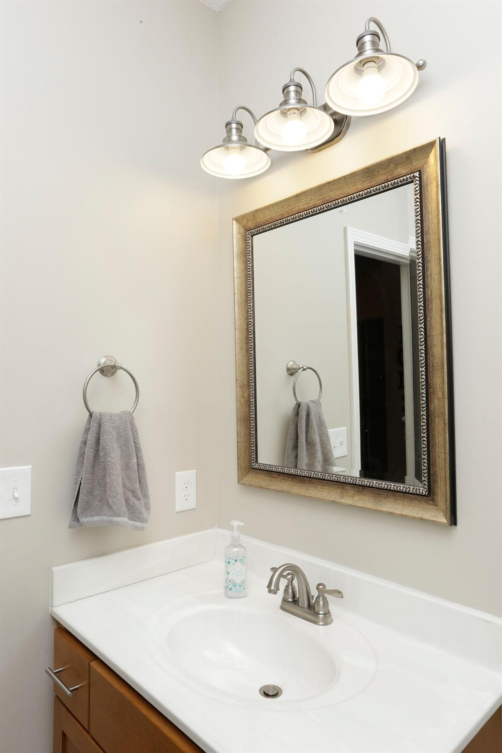 965 Nield Road Danville, KY 40422 - Photo 12 of 47 Guest bath off the kitchen