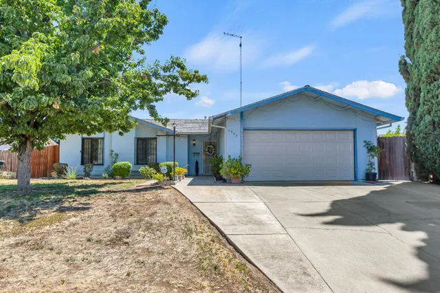 $429,999 | 6947 Wolfgram Way, Sacramento, CA 95828