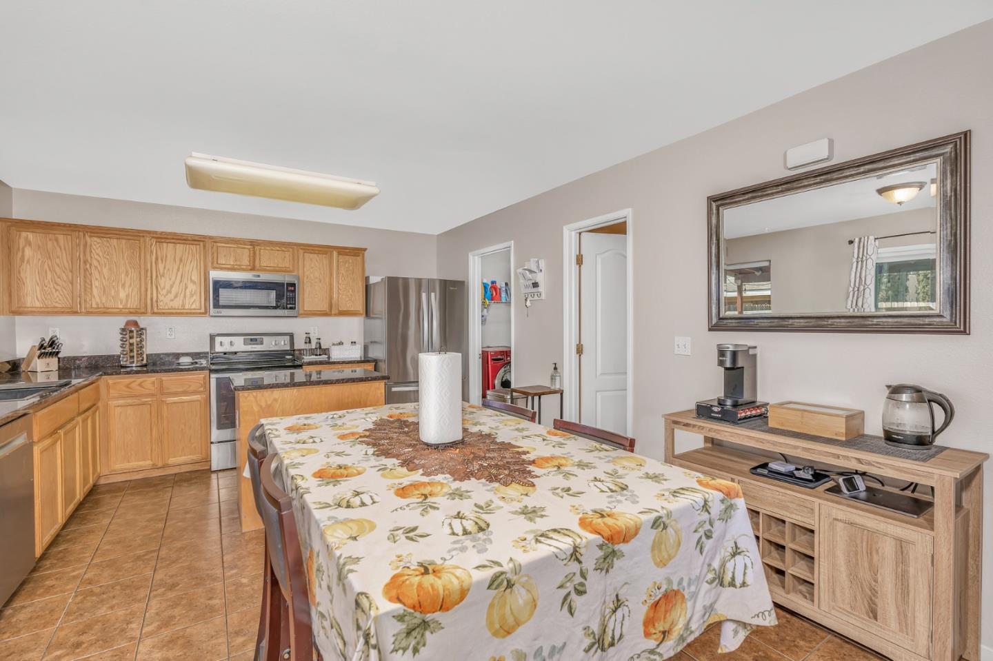 316 Pyramid Avenue Merced, CA 95341 - Photo 12 of 30 Gallery Image 12