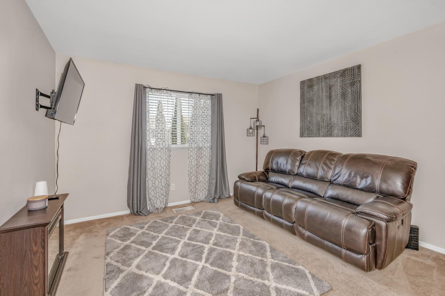 316 Pyramid Avenue Merced, CA 95341 - Photo 22 of 30 Gallery Image 22