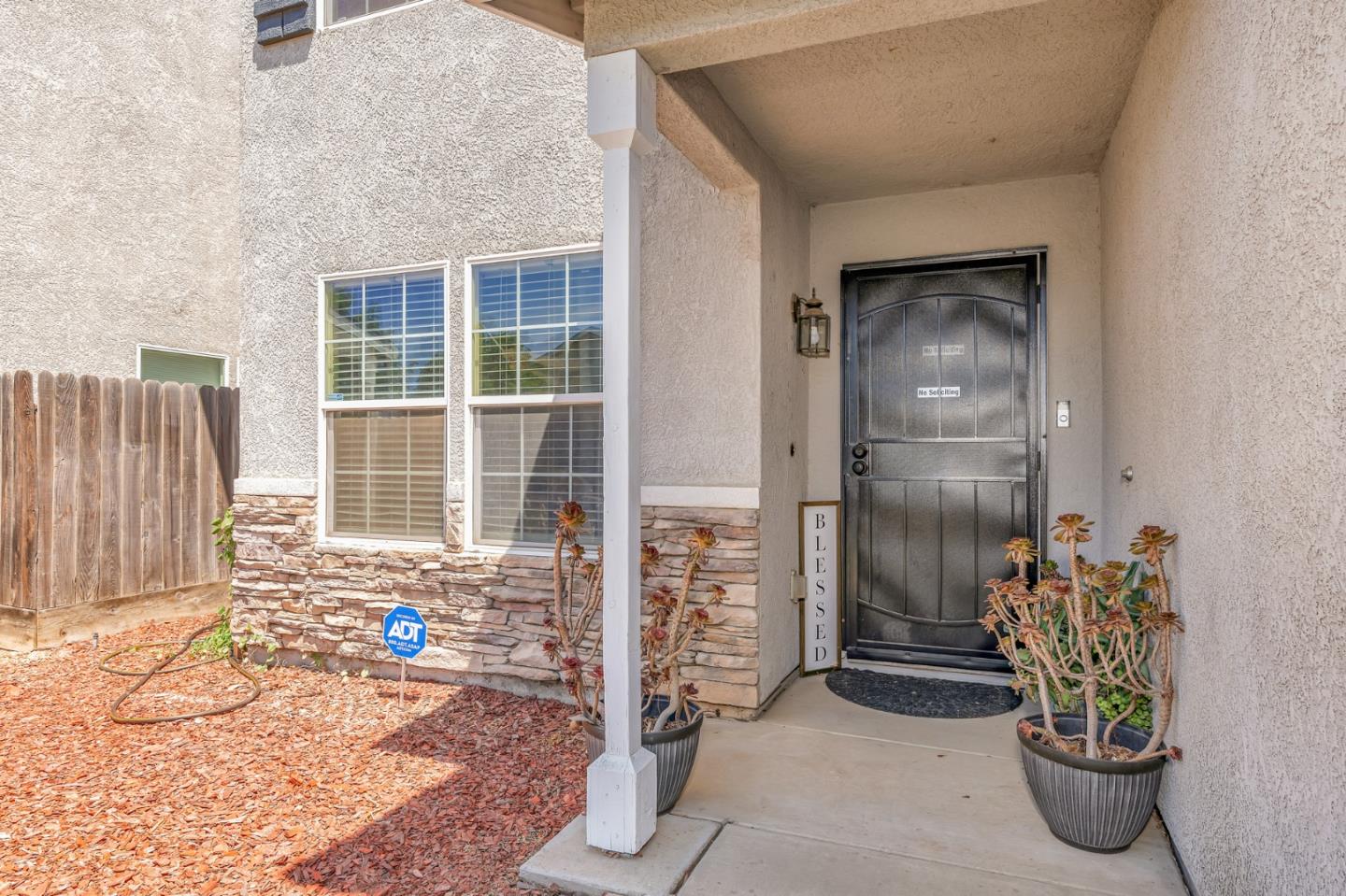 316 Pyramid Avenue Merced, CA 95341 - Photo 7 of 30 Gallery Image 7