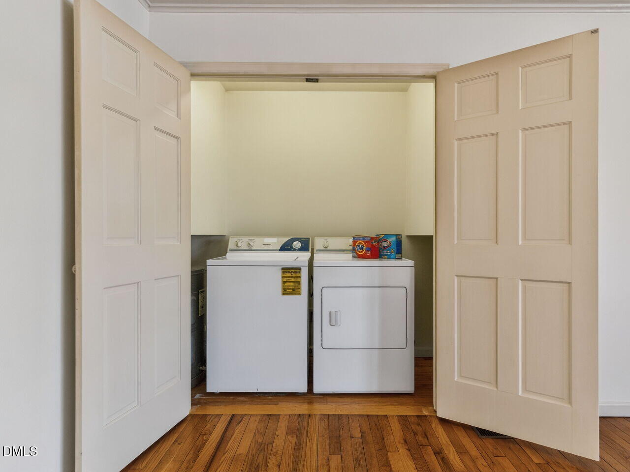 1941 Clark Avenue, Unit 109 Raleigh, NC 27605 - Photo 6 of 12 009-1280x960-laundry