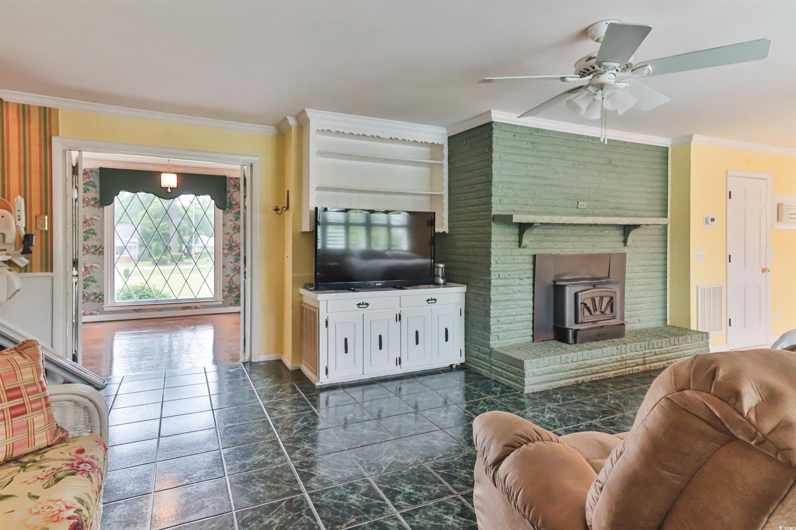 305 Richard Temple Boulevard Lake View, SC 29563 - Photo 5 of 40