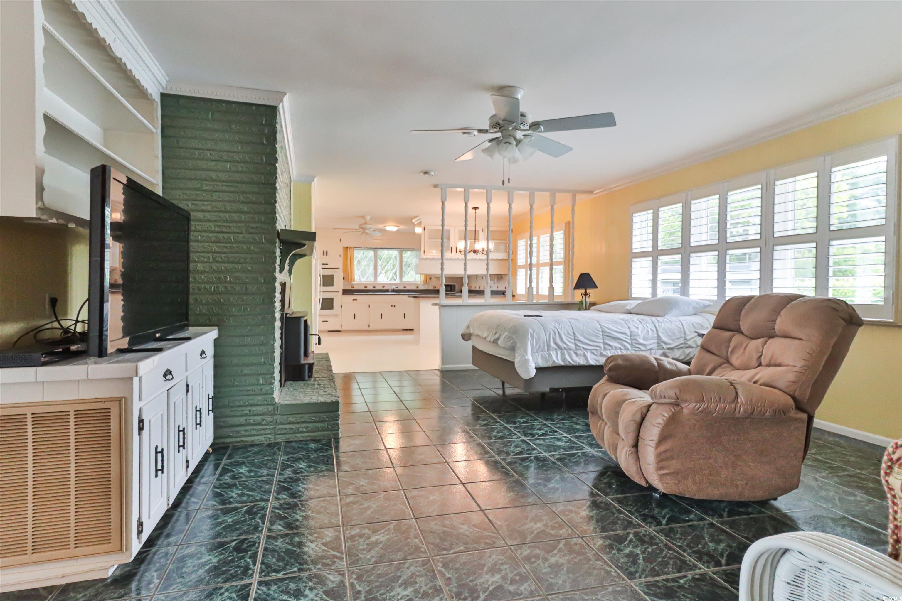 305 Richard Temple Boulevard Lake View, SC 29563 - Photo 6 of 40