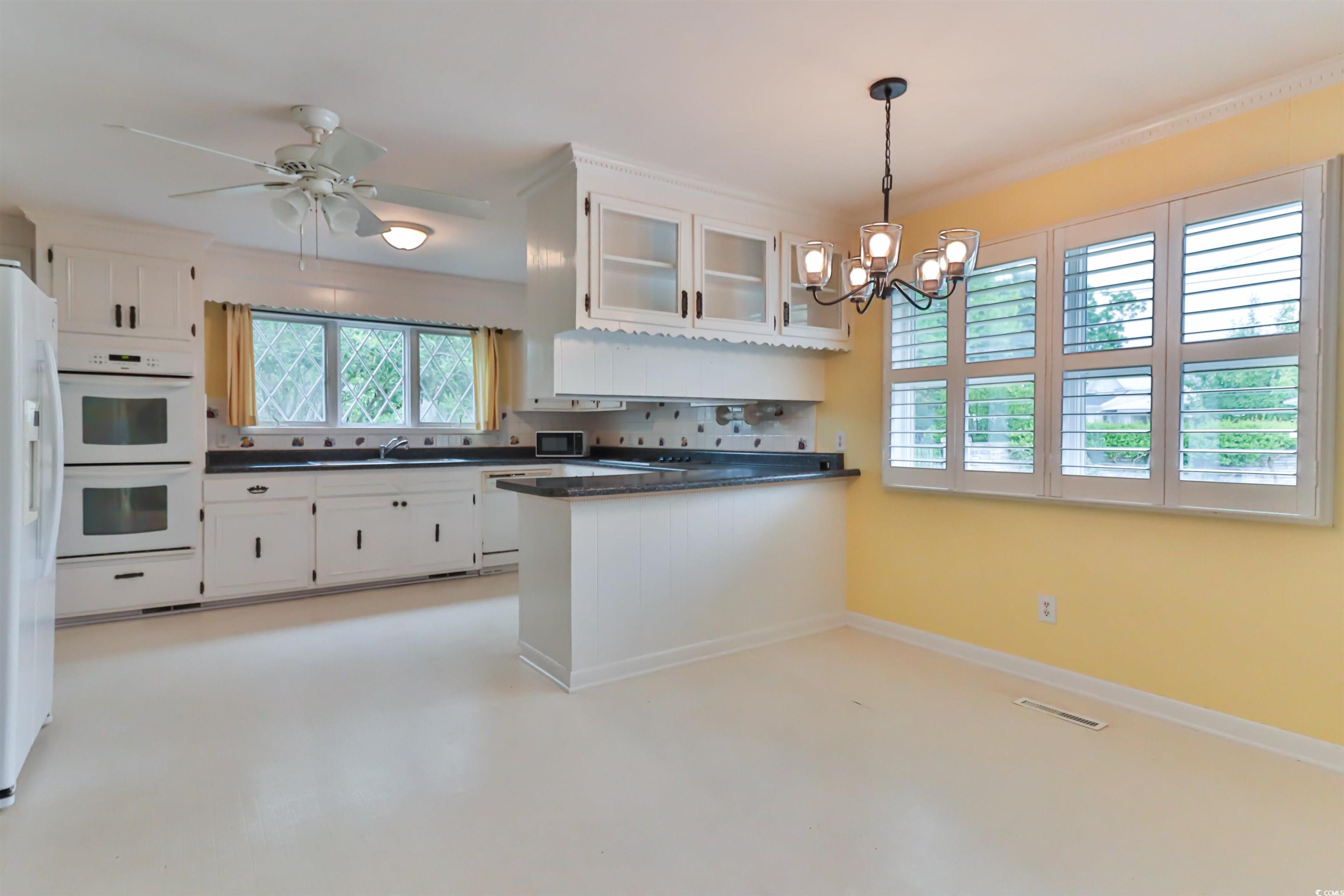 305 Richard Temple Boulevard Lake View, SC 29563 - Photo 7 of 40