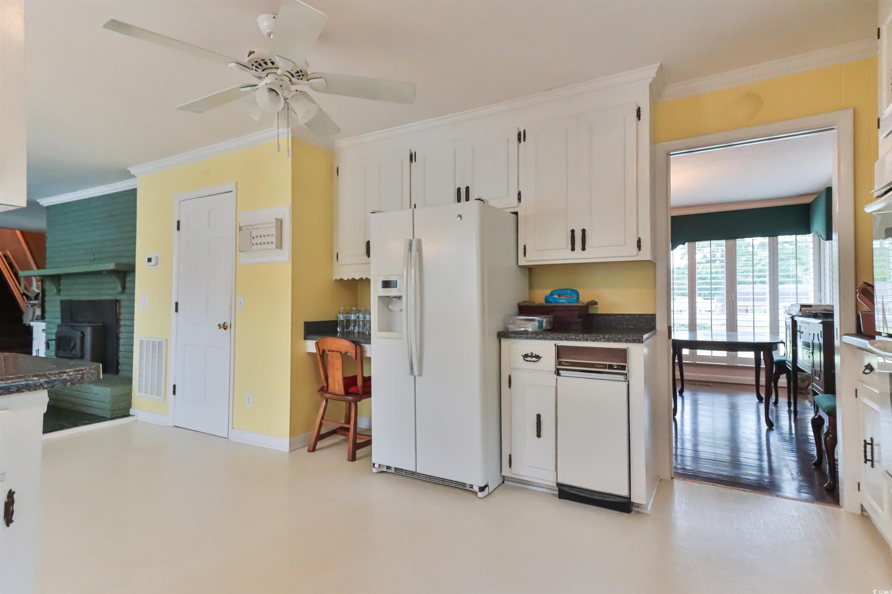 305 Richard Temple Boulevard Lake View, SC 29563 - Photo 10 of 40
