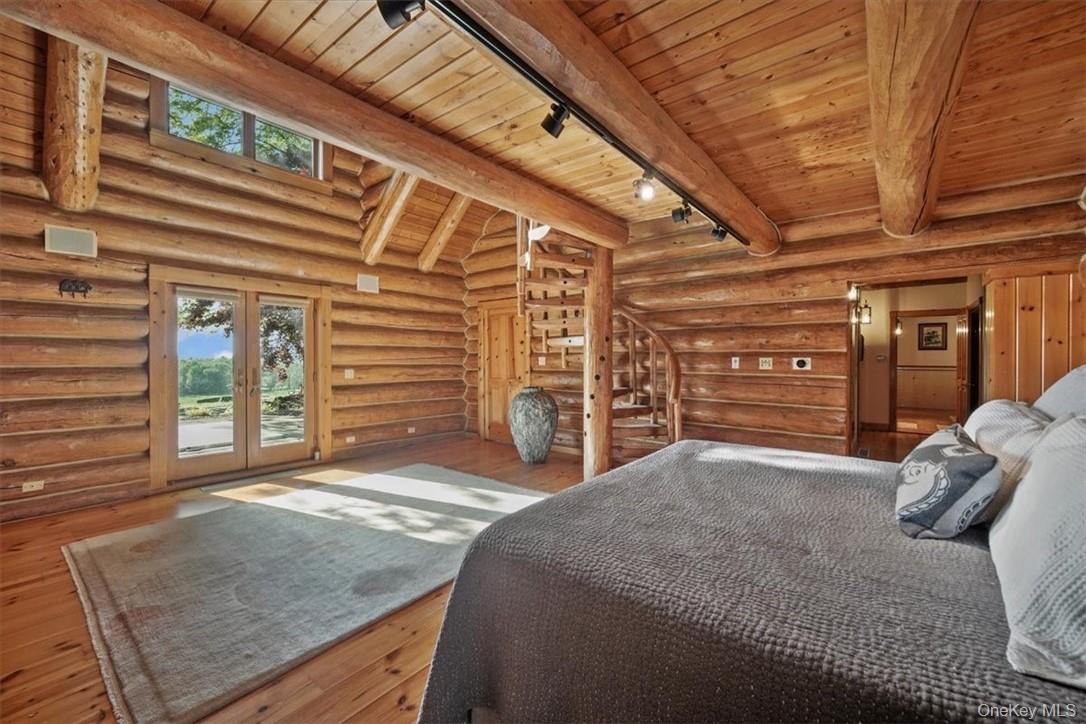 101 Mountain Lodge Road Washingtonville, NY 10992 - Photo 10 of 26 a view of a livingroom with furniture