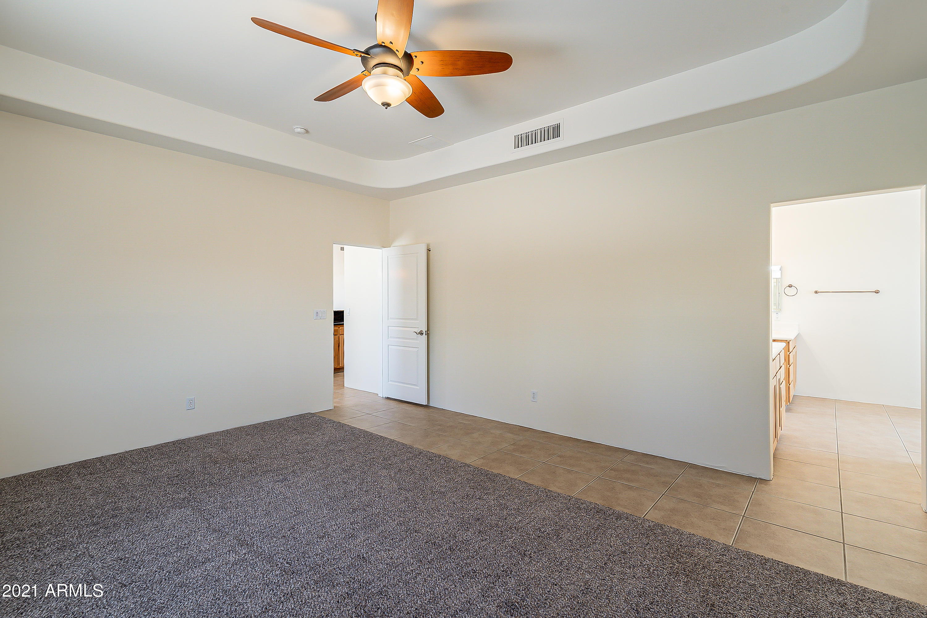 2625 West Saber Road Phoenix, AZ 85086 - Photo 23 of 101 Saber - HD-23