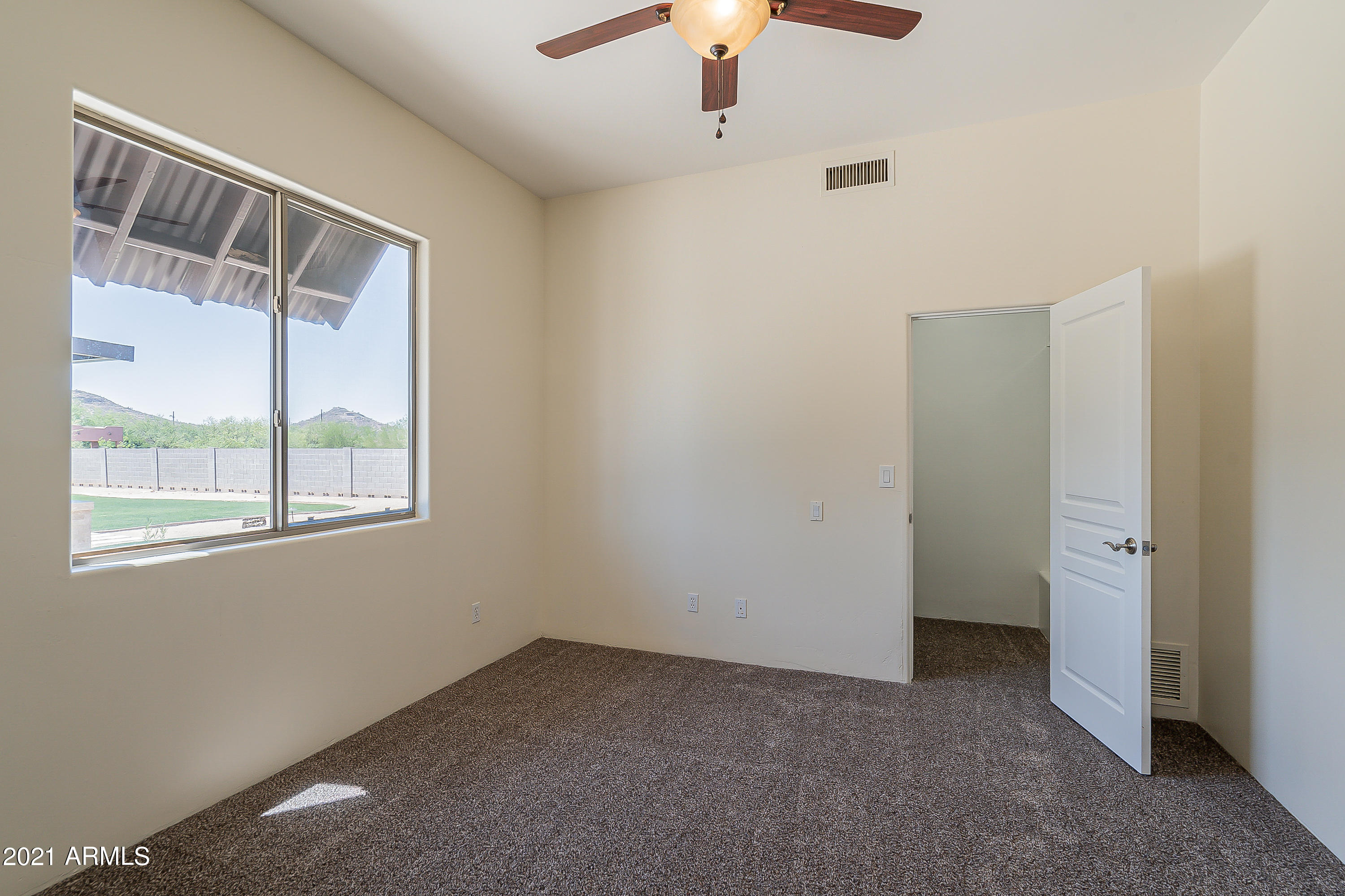 2625 West Saber Road Phoenix, AZ 85086 - Photo 34 of 101 Saber - HD-34