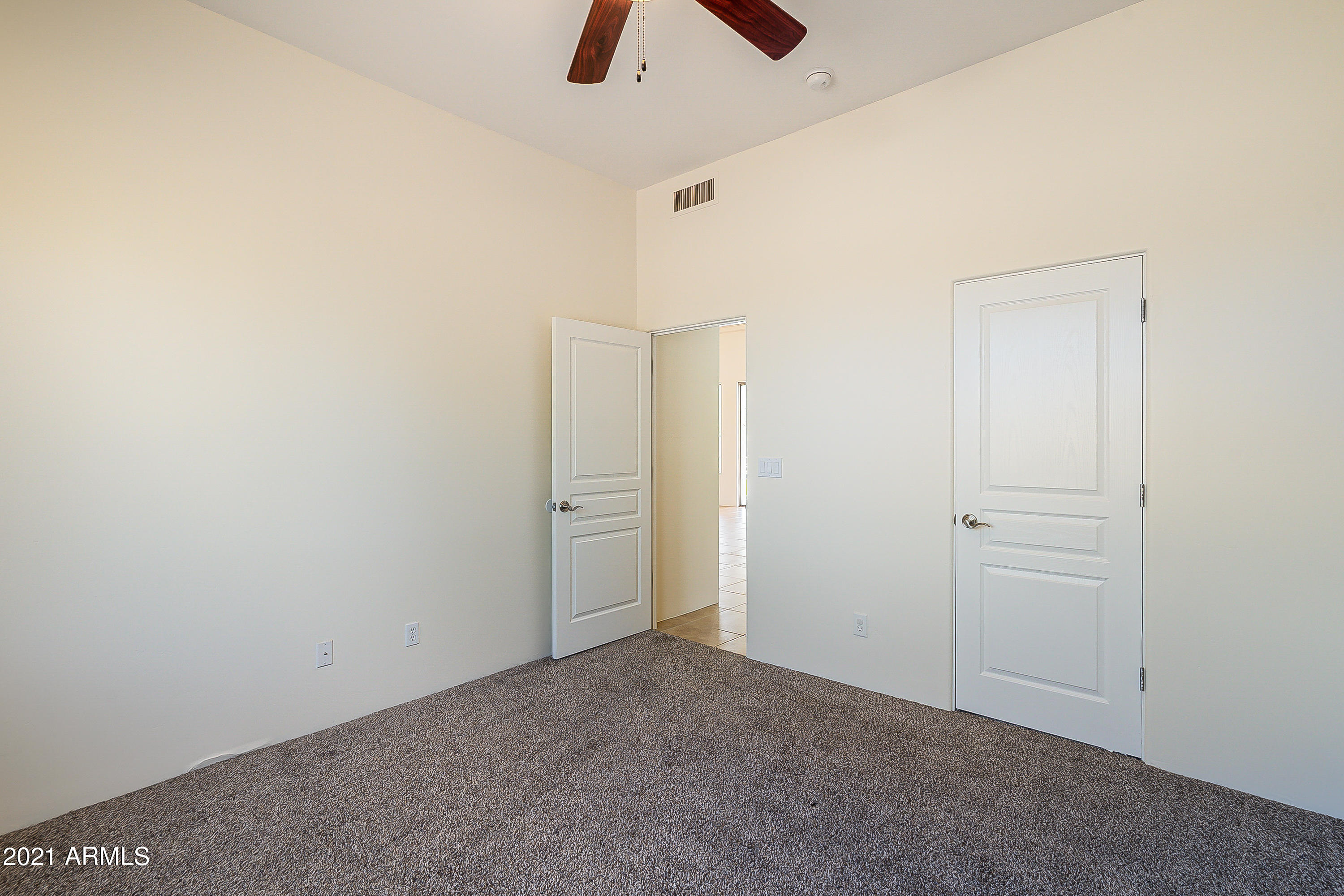 2625 West Saber Road Phoenix, AZ 85086 - Photo 41 of 101 Saber - HD-41